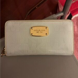 Michael Kors Gold and White Logo Wallet